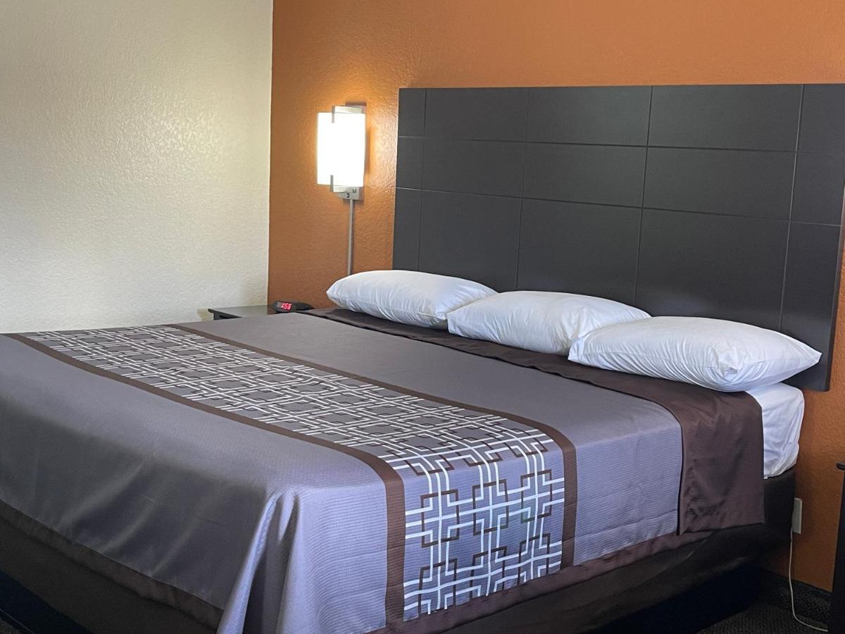 Lufkin Inn Luaran gambar